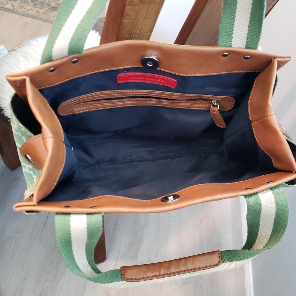 Tommy Hilfiger Purse - Picture 5 of 13